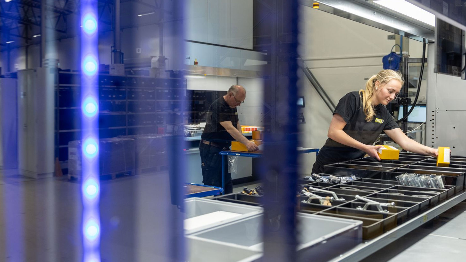 Komponenter och Reservdelar inom hydraulik och elektronik